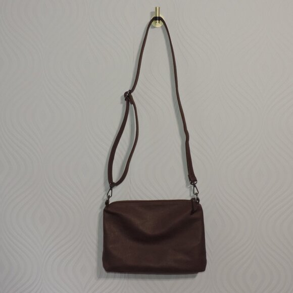 JOY SUSAN Red 2 in 1 Burgundy Red & Brown Vegan Hobo Bag plus Crossbody Purse - Picture 9 of 13